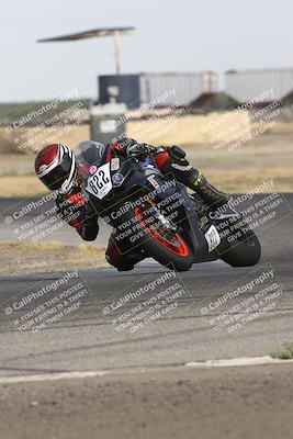 media/Sep-07-2024-Pacific Track Time (Sat) [[9bb89f5e83]]/A group/Phone Wall Paper 1000am/